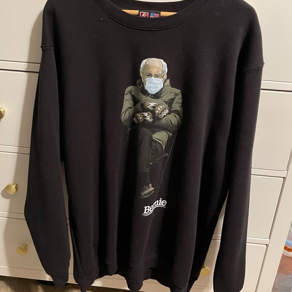 bernie sanders 2020 election crewneck worn maybe once